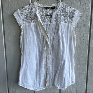 Eddie Bauer White Lace Yoke Cotton Blouse – Romantic Cottagecore, Size S